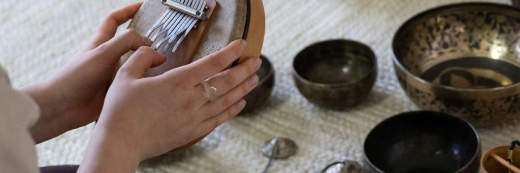 Are singing bowls used in music? Most of us think of singing bowls as new age therapeutic devices designed to make pleasing tones, but they also have musical applications.