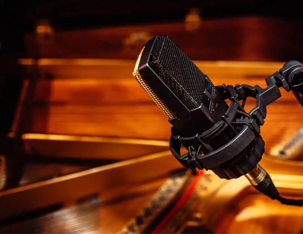 Master the art of capturing piano's rich tones! Dive into this step-by-step guide about how to mic a piano and achieve a powerful, clear sound every time.